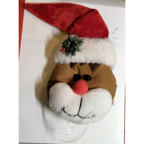 Christmas Cat Plush Applique Santa Hat Craft - Picture 1 of 6